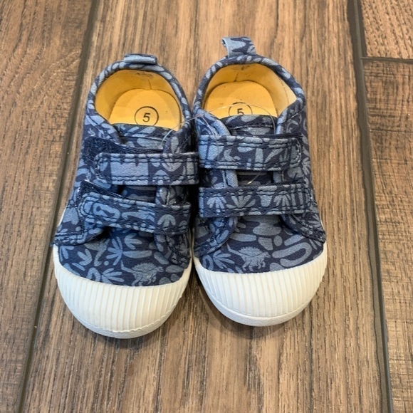 Cat & Jack Toddler Parker Dino Pattern Hook & Loop Velcro Strap Shoes Size 5 - Picture 1 of 2